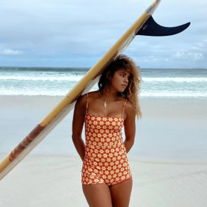 Effortlessly Chic: Why One-Piece Swimwear is the Summer Staple You Need? 