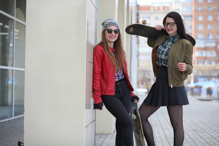 Women’s Streetwear — Dressing With Confidence on Your Own Terms